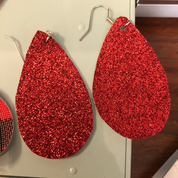 Faux leather/leather earrings. Handmade earrings. - Picture 8 of 16